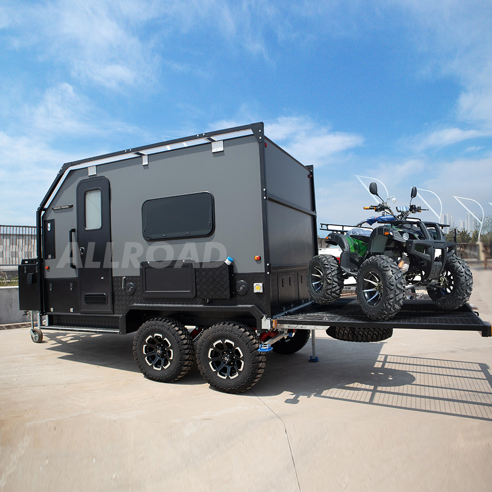 おもちゃ運びキャラバン